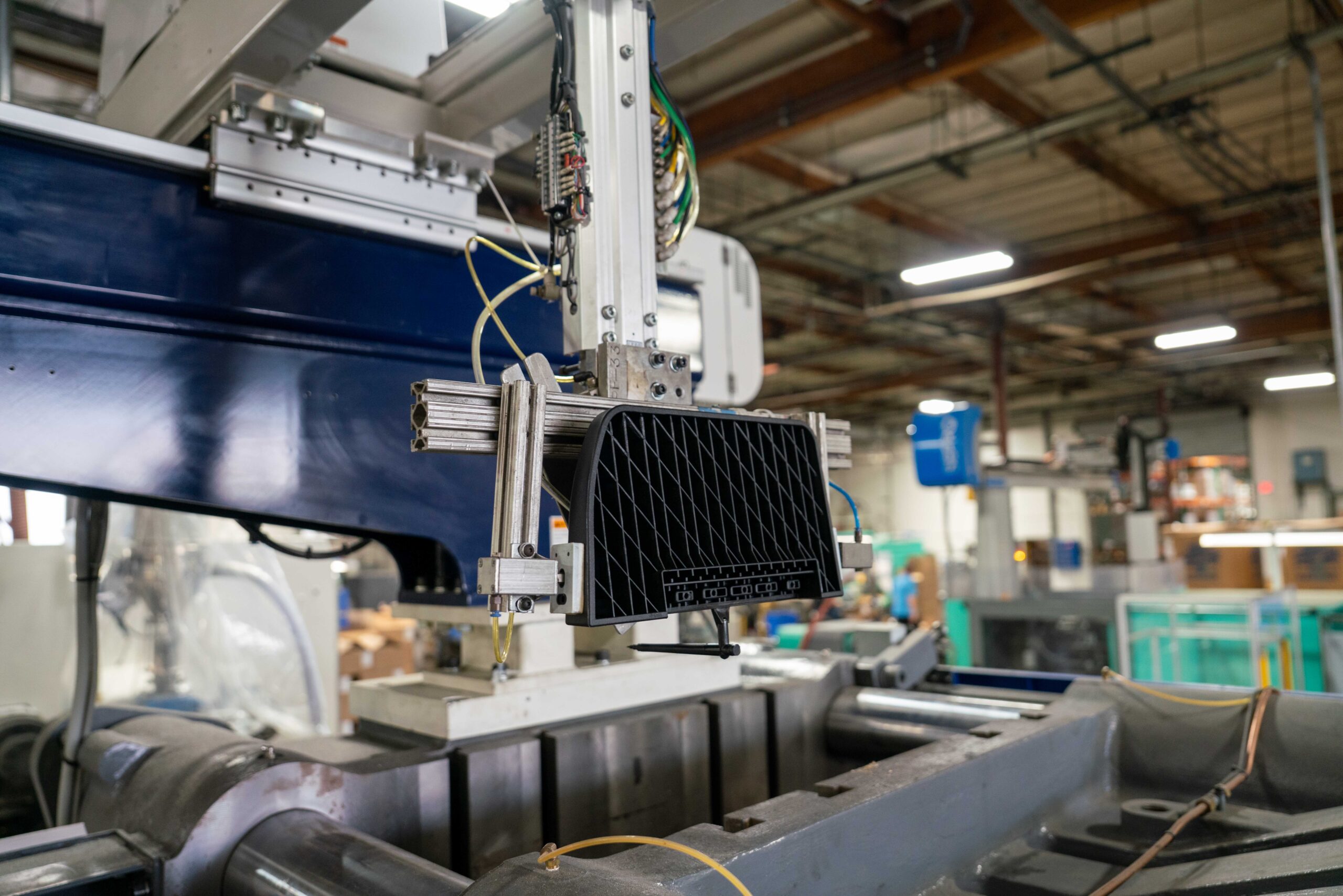 Injection Molding in California: Choosing the Right Manufacturing Partner