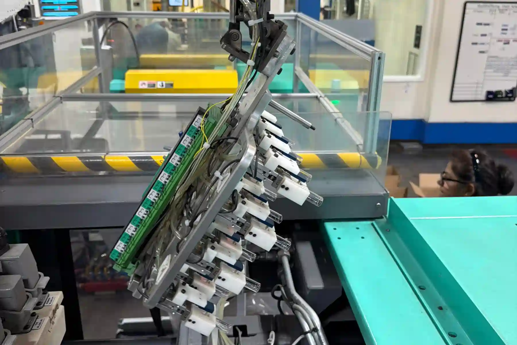 Why Automation Boosts Injection Molding in Southern California